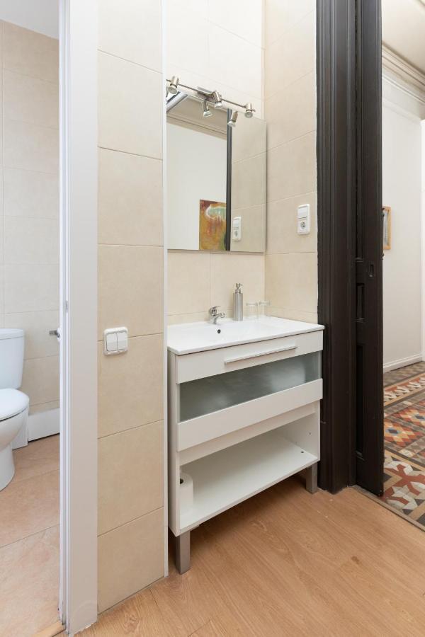 Casanova Guest House บาร์เซโลนา ภายนอก รูปภาพ