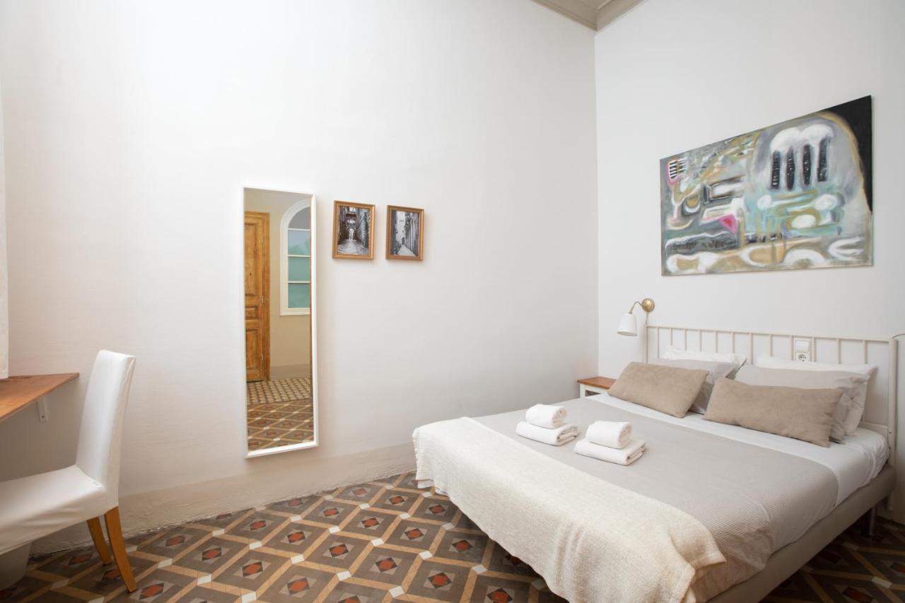 Casanova Guest House บาร์เซโลนา ภายนอก รูปภาพ